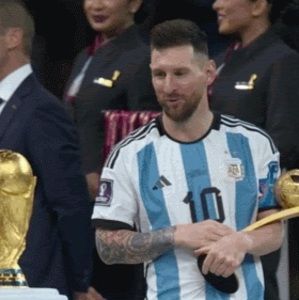 Meet your Posher, Eulises